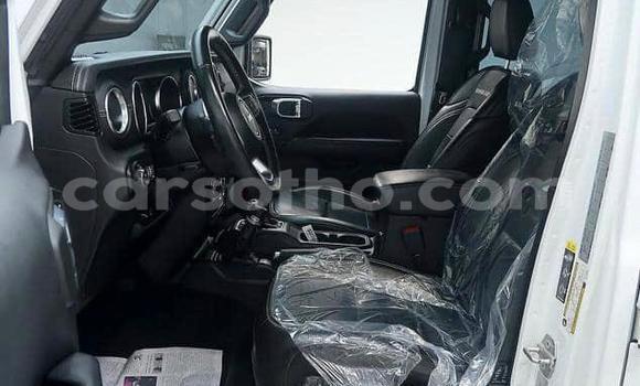 Buy Used Jeep Wrangler White Car in Maputsoe in Leribe Buy Used Jeep Wrangler White Car in Maputsoe in Leribe