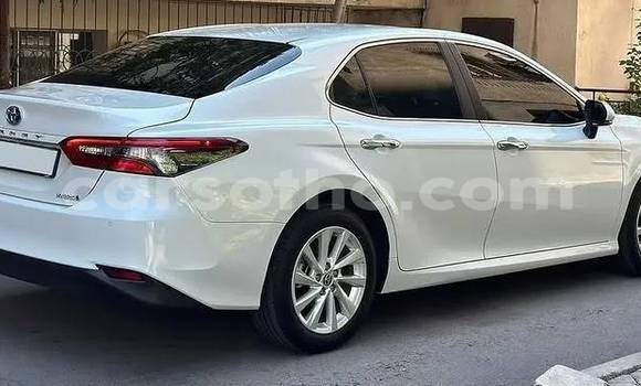 Buy Used Toyota Camry White Car in Maputsoe in Leribe Buy Used Toyota Camry White Car in Maputsoe in Leribe
