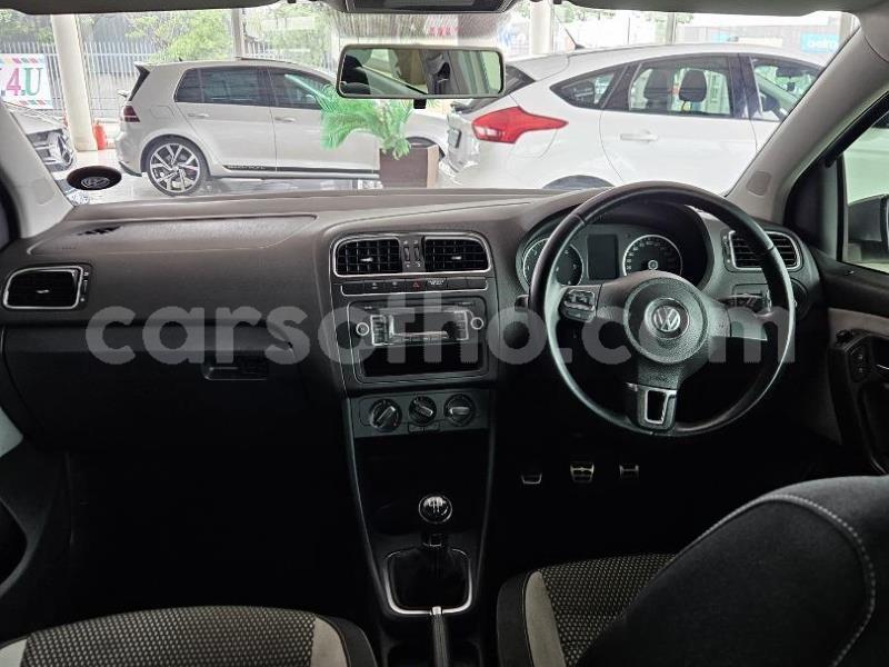 Big with watermark volkswagen polo leribe peka 31988