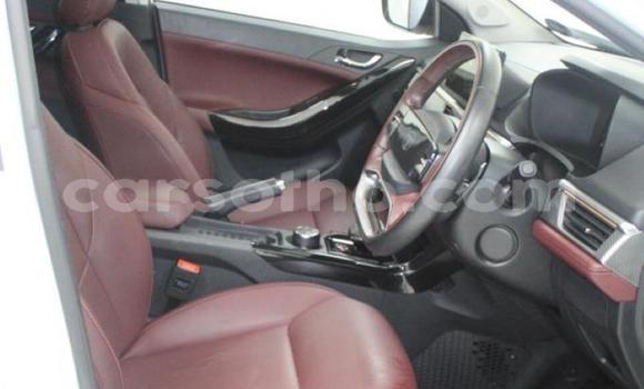 Buy Used TATA Xenon White Car in Thaba–Tseka in Mafeteng Buy Used TATA Xenon White Car in Thaba–Tseka in Mafeteng
