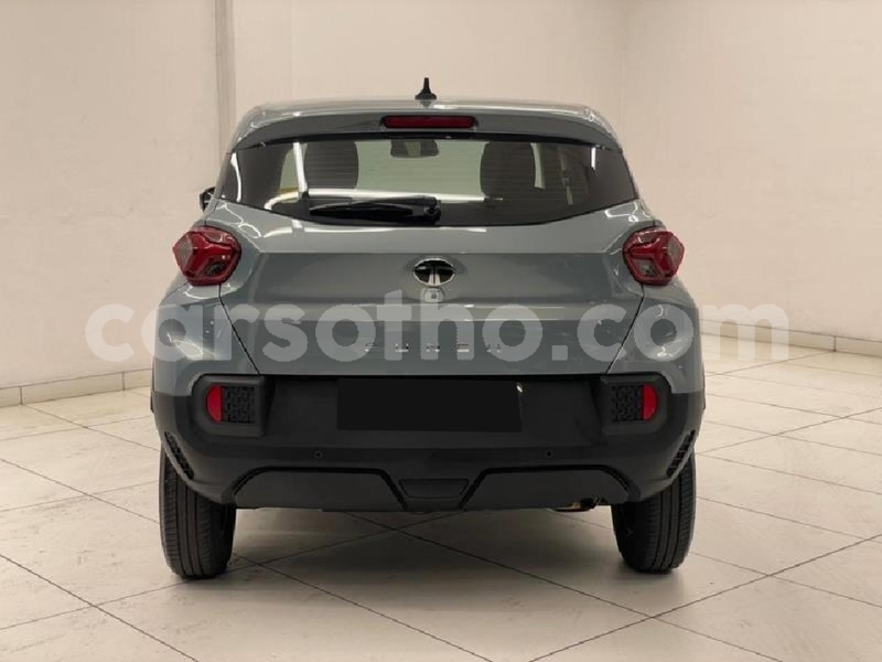 Big with watermark tata sierra leribe maputsoe 31997