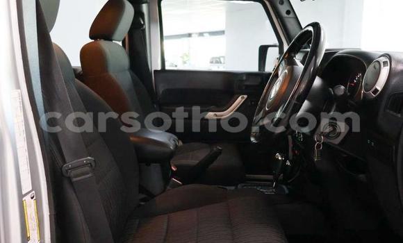 Buy Used Jeep Wrangler Silver Car in Hlotse in Leribe Buy Used Jeep Wrangler Silver Car in Hlotse in Leribe