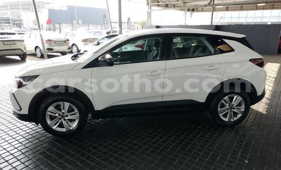 Buy Used Opel Grandland X White Car in Maputsoe in Leribe Buy Used Opel Grandland X White Car in Maputsoe in Leribe