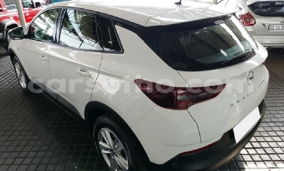 Buy Used Opel Grandland X White Car in Maputsoe in Leribe Buy Used Opel Grandland X White Car in Maputsoe in Leribe