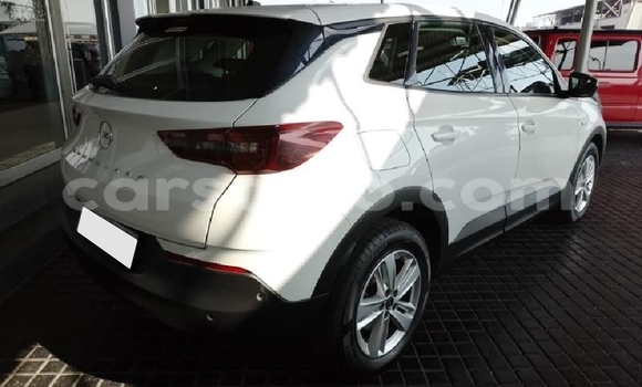 Buy Used Opel Grandland X White Car in Maputsoe in Leribe Buy Used Opel Grandland X White Car in Maputsoe in Leribe