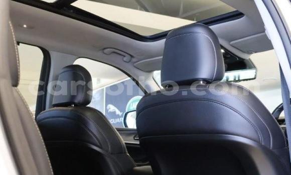 Buy Used Jeep Grand Cherokee Silver Car in Maseru in Maseru Buy Used Jeep Grand Cherokee Silver Car in Maseru in Maseru