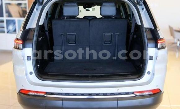 Buy Used Jeep Grand Cherokee Silver Car in Maseru in Maseru Buy Used Jeep Grand Cherokee Silver Car in Maseru in Maseru