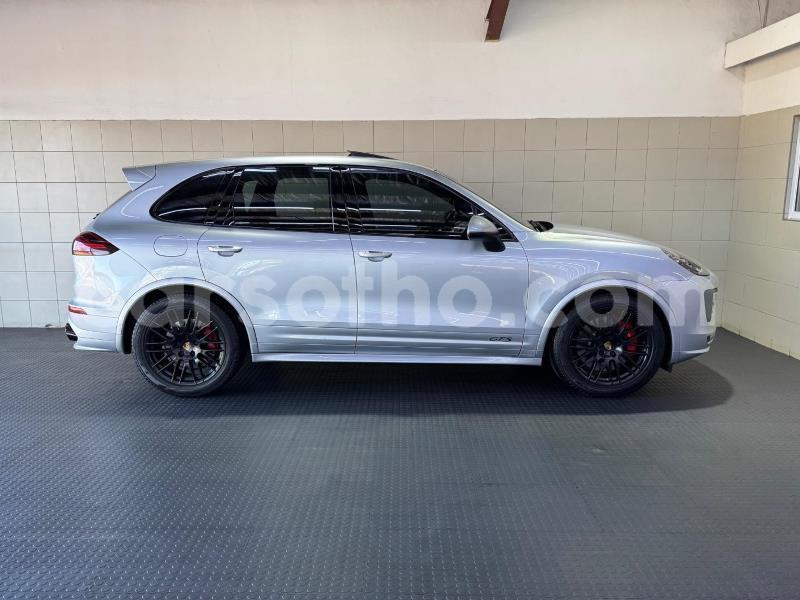 Big with watermark porsche cayenne butha buthe quthing 32010