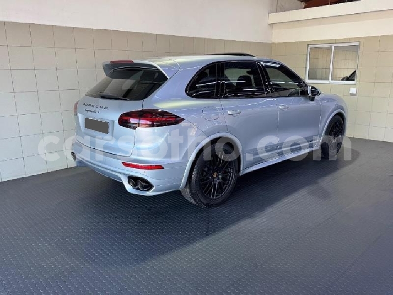 Big with watermark porsche cayenne butha buthe quthing 32010