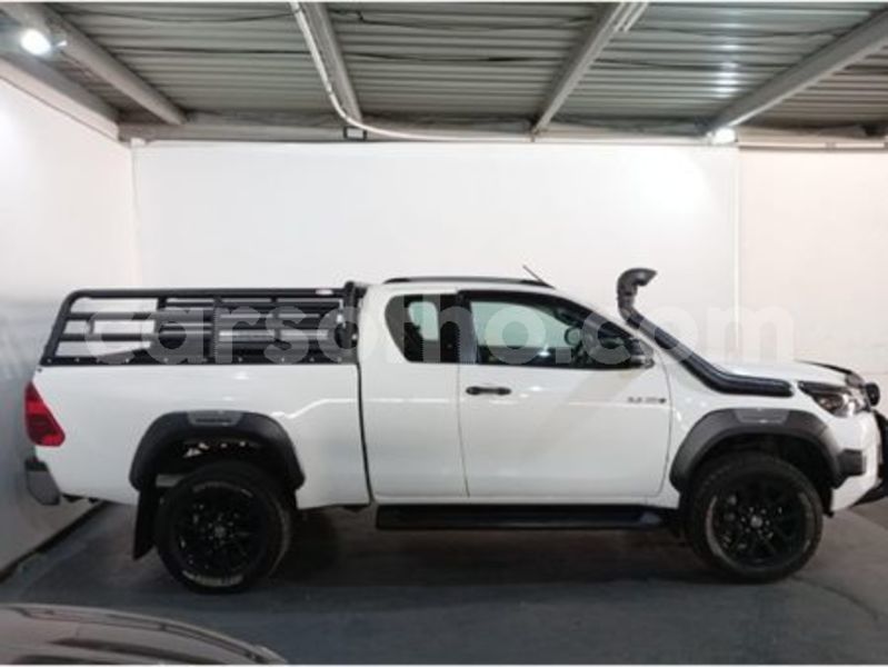 Big with watermark toyota hilux mafeteng mafeteng 32013