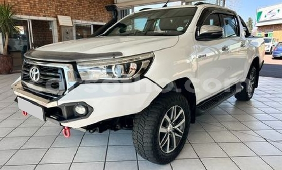 اشتري مستعمل Toyota Hilux White سيارة في Quthing في Butha-Buthe اشتري مستعمل Toyota Hilux White سيارة في Quthing في Butha-Buthe