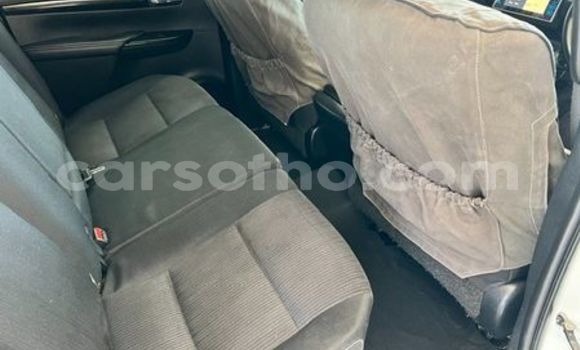 اشتري مستعمل Toyota Hilux White سيارة في Quthing في Butha-Buthe اشتري مستعمل Toyota Hilux White سيارة في Quthing في Butha-Buthe