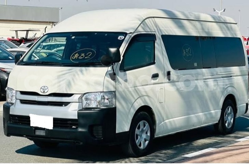 Big with watermark toyota hiace leribe maputsoe 32040