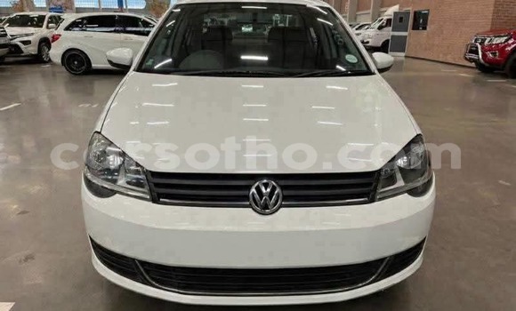 Sayi Na hannu Volkswagen Polo White Mota in Maseru a Maseru Sayi Na hannu Volkswagen Polo White Mota in Maseru a Maseru