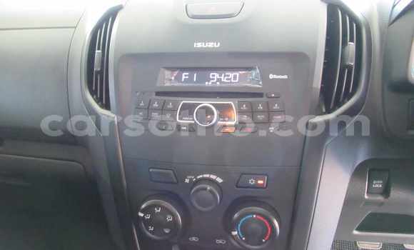 اشتري مستعمل Toyota Avanza Silver سيارة في Maseru في Maseru اشتري مستعمل Toyota Avanza Silver سيارة في Maseru في Maseru