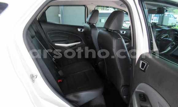Sayi Na hannu Ford EcoSport White Mota in Maseru a Maseru Sayi Na hannu Ford EcoSport White Mota in Maseru a Maseru