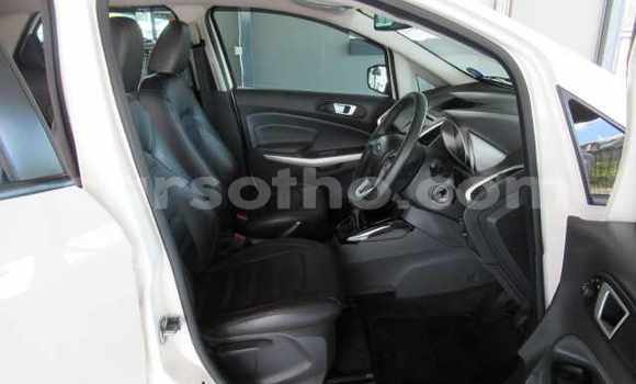 Sayi Na hannu Ford EcoSport White Mota in Maseru a Maseru Sayi Na hannu Ford EcoSport White Mota in Maseru a Maseru