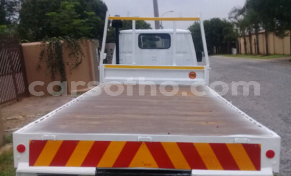 Buy Used Toyota Dyna White Car in Mafeteng in Mafeteng Buy Used Toyota Dyna White Car in Mafeteng in Mafeteng