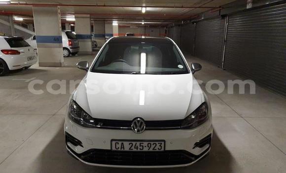 اشتري مستعمل Volkswagen Golf R White سيارة في Hlotse في Leribe اشتري مستعمل Volkswagen Golf R White سيارة في Hlotse في Leribe