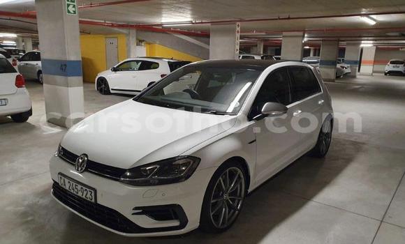 اشتري مستعمل Volkswagen Golf R White سيارة في Hlotse في Leribe اشتري مستعمل Volkswagen Golf R White سيارة في Hlotse في Leribe