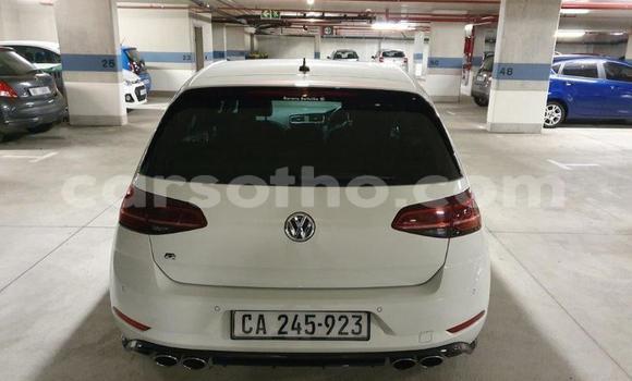 اشتري مستعمل Volkswagen Golf R White سيارة في Hlotse في Leribe اشتري مستعمل Volkswagen Golf R White سيارة في Hlotse في Leribe