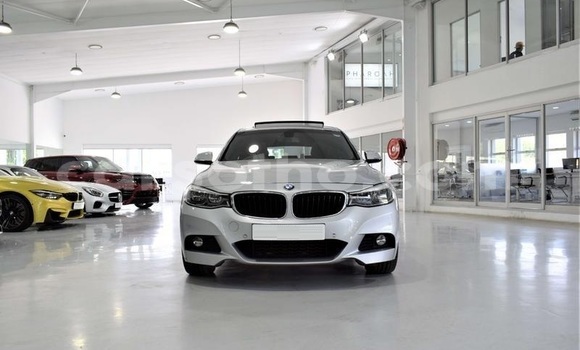 اشتري مستعمل BMW 3–Series White سيارة في Hlotse في Leribe اشتري مستعمل BMW 3–Series White سيارة في Hlotse في Leribe