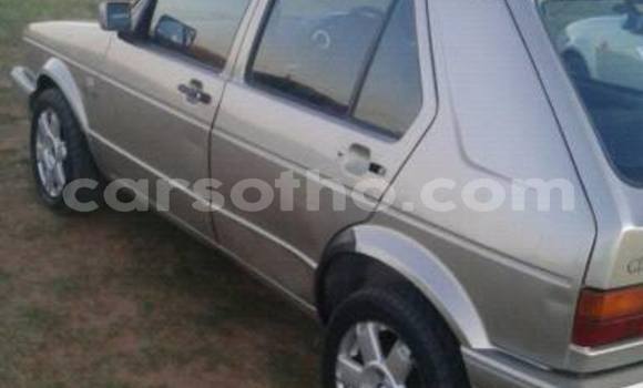 Sayi Na hannu Volkswagen Golf Silver Mota in Maseru a Maseru Sayi Na hannu Volkswagen Golf Silver Mota in Maseru a Maseru