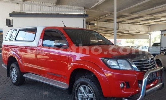 Sayi Na hannu Toyota Hilux Red Mota in Maseru a Maseru Sayi Na hannu Toyota Hilux Red Mota in Maseru a Maseru