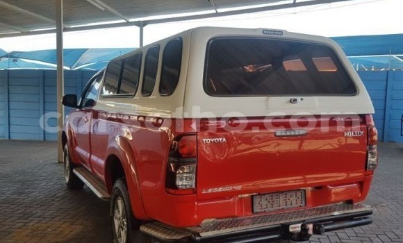 Sayi Na hannu Toyota Hilux Red Mota in Maseru a Maseru Sayi Na hannu Toyota Hilux Red Mota in Maseru a Maseru