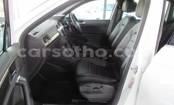 Sayi Na hannu Volkswagen Tiguan White Mota in Butha Buthe a Butha-Buthe Sayi Na hannu Volkswagen Tiguan White Mota in Butha Buthe a Butha-Buthe