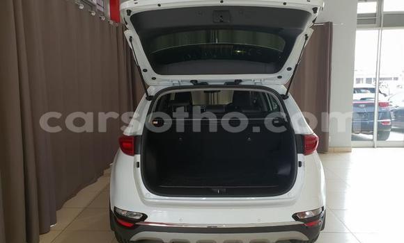 Sayi Na hannu Kia Sportage White Mota in Maseru a Maseru Sayi Na hannu Kia Sportage White Mota in Maseru a Maseru