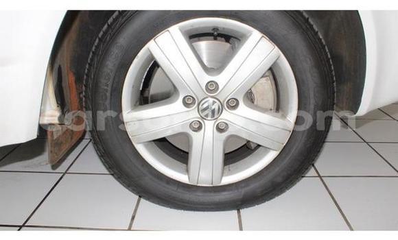 Acheter Occasion Voiture Volkswagen Caravelle Blanc à Hlotse, Leribe Acheter Occasion Voiture Volkswagen Caravelle Blanc à Hlotse, Leribe