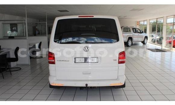Acheter Occasion Voiture Volkswagen Caravelle Blanc à Hlotse, Leribe Acheter Occasion Voiture Volkswagen Caravelle Blanc à Hlotse, Leribe