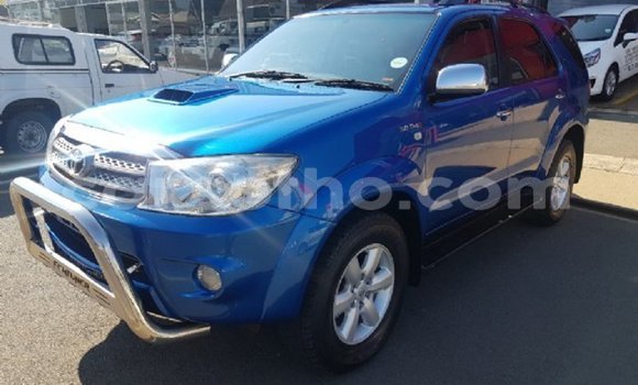 اشتري مستعمل Toyota Fortuner Blue سيارة في Maseru في Maseru اشتري مستعمل Toyota Fortuner Blue سيارة في Maseru في Maseru