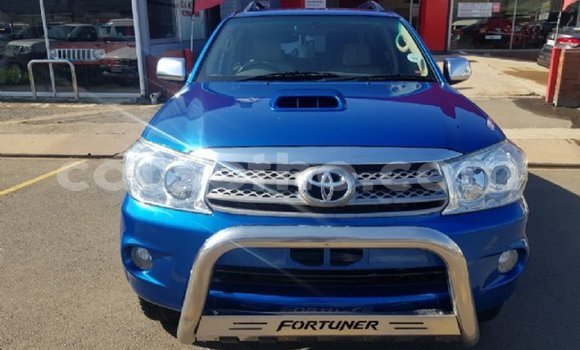 اشتري مستعمل Toyota Fortuner Blue سيارة في Maseru في Maseru اشتري مستعمل Toyota Fortuner Blue سيارة في Maseru في Maseru