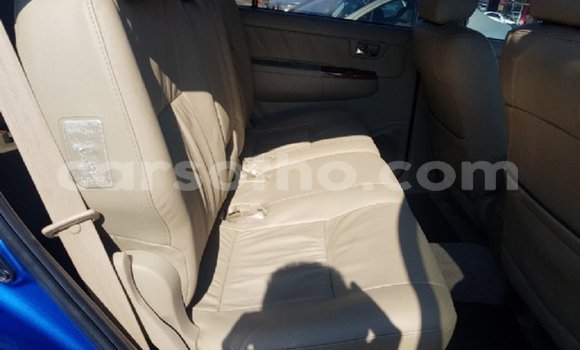اشتري مستعمل Toyota Fortuner Blue سيارة في Maseru في Maseru اشتري مستعمل Toyota Fortuner Blue سيارة في Maseru في Maseru