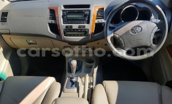 اشتري مستعمل Toyota Fortuner Blue سيارة في Maseru في Maseru اشتري مستعمل Toyota Fortuner Blue سيارة في Maseru في Maseru