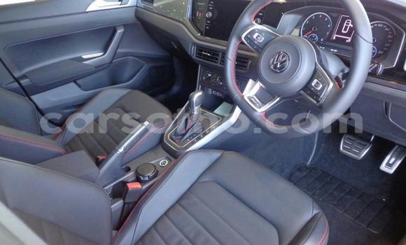 Acheter Occasion Voiture Volkswagen Polo GTI Rouge à Hlotse, Leribe Acheter Occasion Voiture Volkswagen Polo GTI Rouge à Hlotse, Leribe