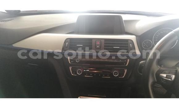 Acheter Occasion Voiture BMW 3–Series Rouge à Maputsoe, Leribe Acheter Occasion Voiture BMW 3–Series Rouge à Maputsoe, Leribe