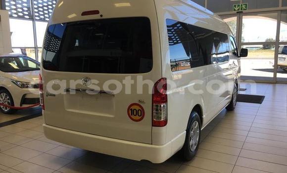 اشتري مستعمل Toyota TownAce White سيارة في Butha Buthe في Butha-Buthe اشتري مستعمل Toyota TownAce White سيارة في Butha Buthe في Butha-Buthe