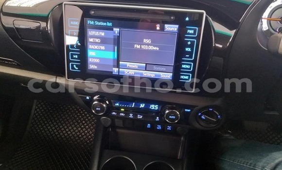 اشتري مستعمل Toyota Hilux White سيارة في Maseru في Maseru اشتري مستعمل Toyota Hilux White سيارة في Maseru في Maseru