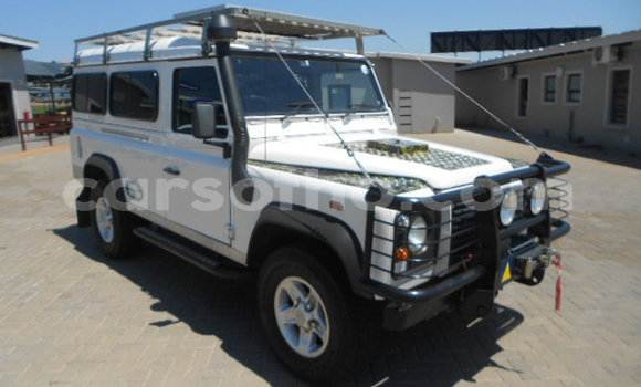 اشتري مستعمل Land Rover Defender White سيارة في Maseru في Maseru اشتري مستعمل Land Rover Defender White سيارة في Maseru في Maseru
