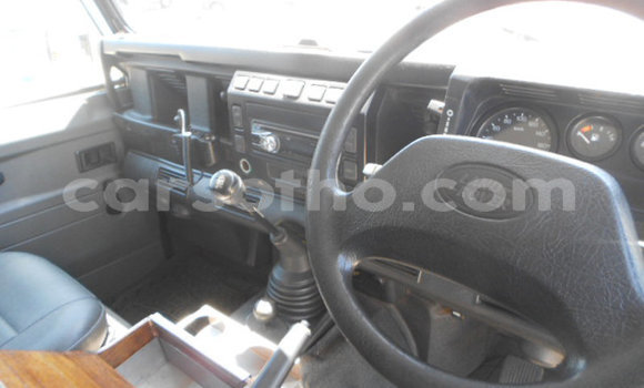 اشتري مستعمل Land Rover Defender White سيارة في Maseru في Maseru اشتري مستعمل Land Rover Defender White سيارة في Maseru في Maseru