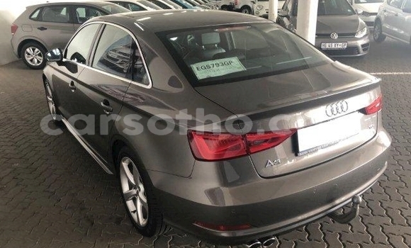 Sayi Na hannu Audi A3 Beige Mota in Maseru a Maseru Sayi Na hannu Audi A3 Beige Mota in Maseru a Maseru