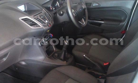 Sayi Na hannu Ford Fiesta White Mota in Maseru a Maseru Sayi Na hannu Ford Fiesta White Mota in Maseru a Maseru