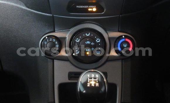 Sayi Na hannu Ford Fiesta White Mota in Maseru a Maseru Sayi Na hannu Ford Fiesta White Mota in Maseru a Maseru