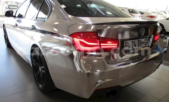 Sayi Na hannu BMW 3–Series Silver Mota in Maseru a Maseru Sayi Na hannu BMW 3–Series Silver Mota in Maseru a Maseru