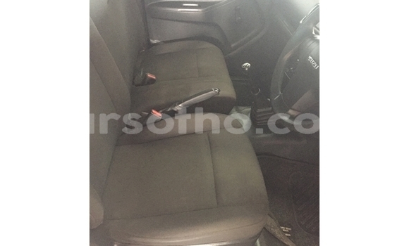 Sayi Na hannu Isuzu KB White Mota in Maseru a Maseru Sayi Na hannu Isuzu KB White Mota in Maseru a Maseru