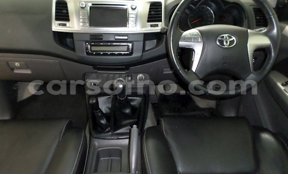 اشتري مستعمل Toyota Hilux Silver سيارة في Maseru في Maseru اشتري مستعمل Toyota Hilux Silver سيارة في Maseru في Maseru