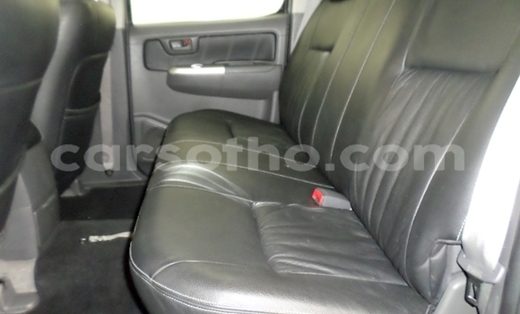 اشتري مستعمل Toyota Hilux Silver سيارة في Maseru في Maseru اشتري مستعمل Toyota Hilux Silver سيارة في Maseru في Maseru